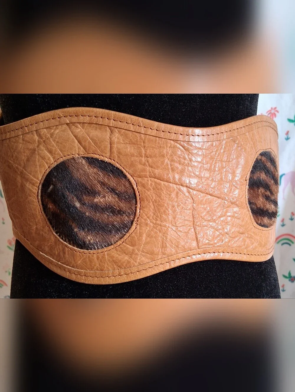 Vintage 80s Smooshy Tan Pebble Leather & Leopard Calf Boho Accent Statement Belt